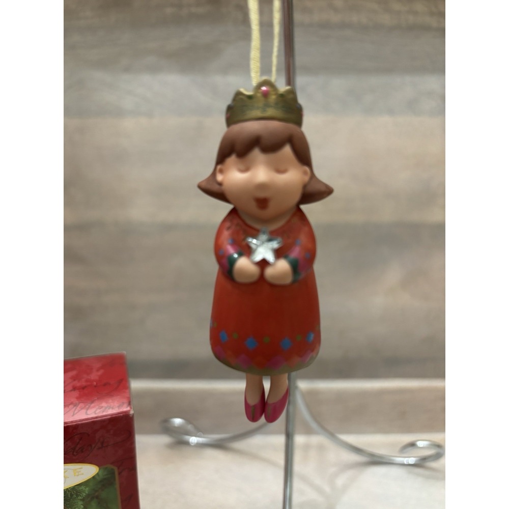 HALLMARK 2000 Daughter With Crown Porcelain Keepsake Ornament w/ Box‎